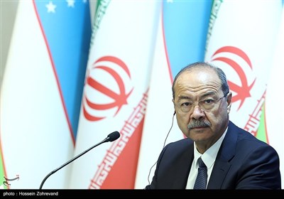 عبدالله عارفوف نخست وزیر ازبکستان در همایش تجاری ایران و ازبکستان