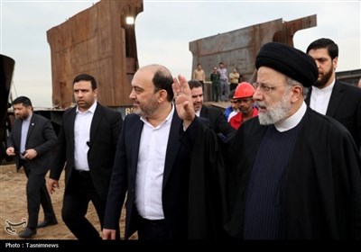 شهید جمهور در جمع کارگران