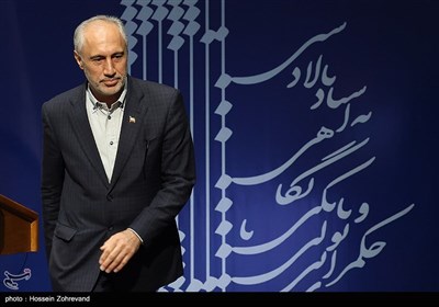 سید حمید پورمحمدی معاون رئیس جمهور و رئیس سازمان برنامه و بودجه کشور در مراسم افتتاحیه سی و دومین همایش سالانه سیاست‌های پولی و ارزی