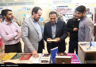 نقد و بررسی کتاب جنگ شناختی در نمایشگاه کتاب تهران