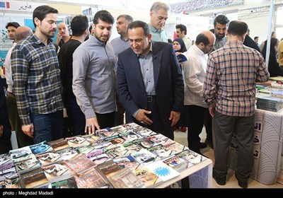 نقد و بررسی کتاب جنگ شناختی در نمایشگاه کتاب تهران