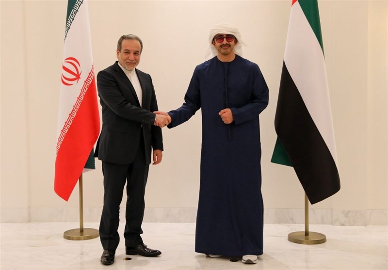 Iran, UAE FMs Hold Talks on Regional Security, Bilateral Relations