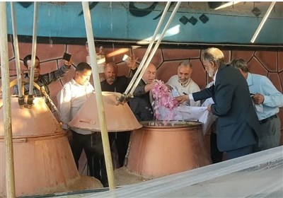 گلاب،رضا،امام،مراسم،گل،منور،بارگاه،رضوي،ليتر،محمدي