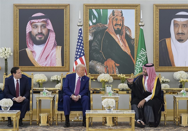  استقبال بن سلمان از ترامپ در ریاض 