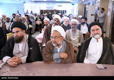 گردهمایی خادمان فرهنگی مدینه