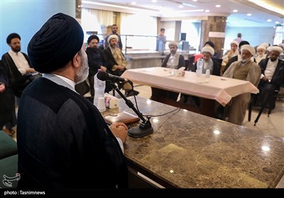 گردهمایی خادمان فرهنگی مدینه