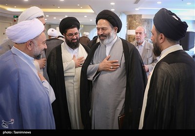 گردهمایی خادمان فرهنگی مدینه