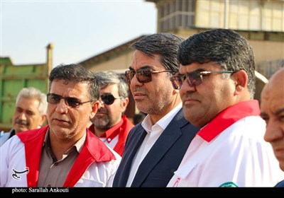 بازدید استاندار کرمان از تجهیزات هلال احمر
