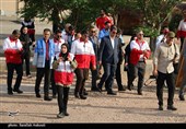 بازدید استاندار کرمان از تجهیزات هلال احمر