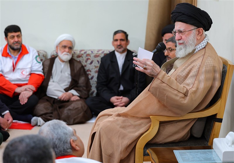 امام خامنهای: ایستادگی در برابر ظالمان علّت دشمنی با ماست