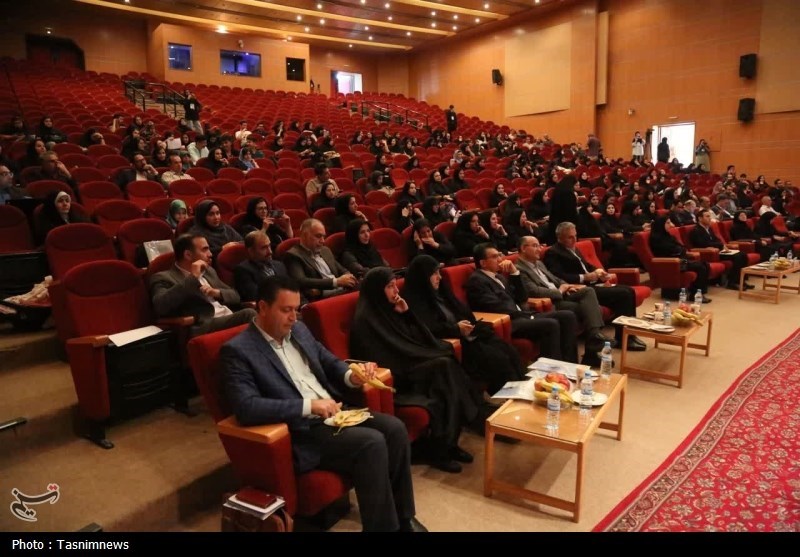 همایش ملی ازدواج و خانواده با صندلی خالی!