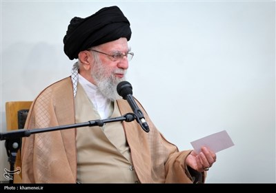 دیدار دست‌اندرکاران کنگره شهدای امدادگر با رهبر معظم انقلاب