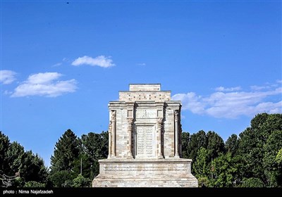 بمناسبت 25 اردیبهشت روز بزرگداشت فردوسی