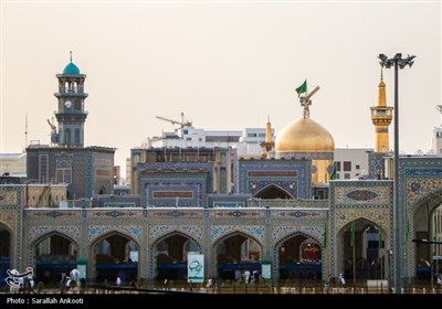 خدمتگزاری کرمانی‌ها در چایخانه حرم رضوی