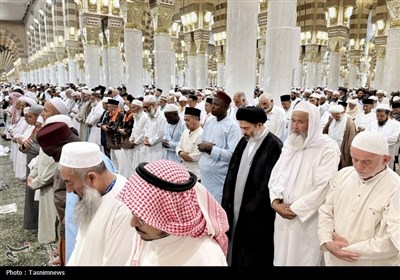 نماز جماعت در مسجد النبی