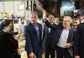 بازدید سرزده پرشکیان از بازار سنتی کرمانشاه+تصاویر