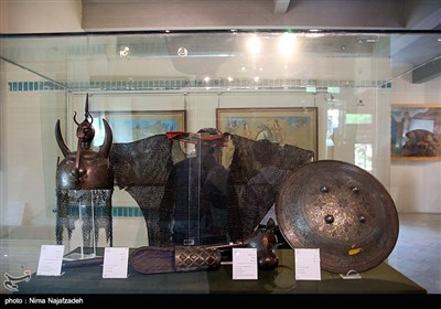 День памяти Фирдоуси, великого иранского поэта и писателя