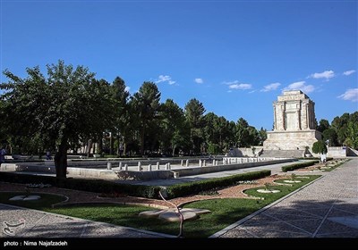 День памяти Фирдоуси, великого иранского поэта и писателя