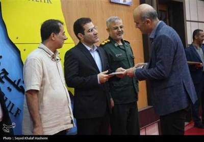 تجلیل از روابط عمومی برتر دستگاه‌های اجرایی و فرمانداری‌های استان بوشهر