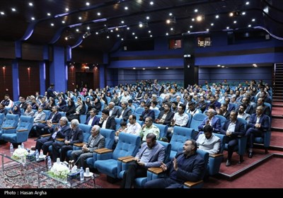 آیین تجلیل از قهرمانان ورزشی