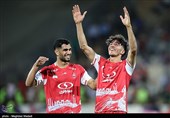 دیدار تیم‌های فوتبال پرسپولیس و هوادار