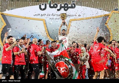 ورزشگاه،جشن،قهرماني،تراكتور،هواداران،تبريز،تيم،زنوزي،رختكن
