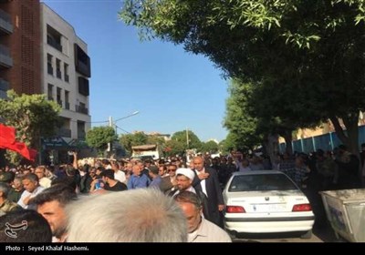 تشییع پیکر مطهر شهید دوران دفاع مقدس در بوشهر