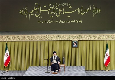دیدار جمعی از معلمان با رهبر معظم انقلاب