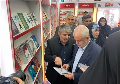 نشر،شاهد،كتاب،ايثار،شهيد،آثار،فرهنگ،اوحدي،غرفه،حضور،رونمايي، ...