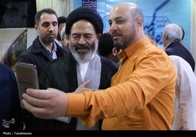 مراسم دعای کمیل زائران ایرانی در مدینه منوره