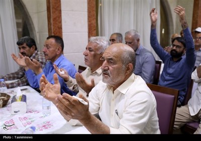 مراسم دعای کمیل زائران ایرانی در مدینه منوره