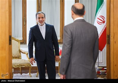 دیدار سید عباس عراقچی با آرمن گریگوریان دبیر شورای عالی امنیت ملی ارمنستان