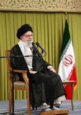 دیدار جمعی از معلمان با رهبر معظم انقلاب