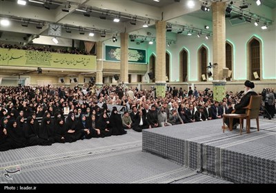 دیدار جمعی از معلمان با رهبر معظم انقلاب