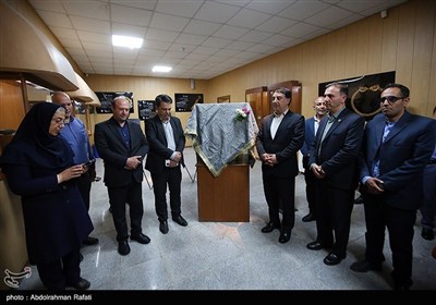 رونمایی از اشیاء تاریخی در موزه هگمتانه - همدان