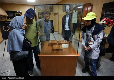 رونمایی از اشیاء تاریخی در موزه هگمتانه - همدان