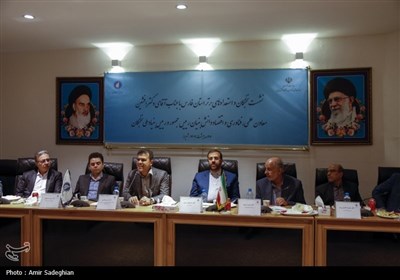 سفر معاونت علمی ریاست جمهوری به شیراز