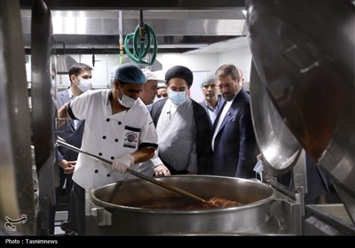 بازدید از آشپزخانه های حجاج ایران در مدینه منوره