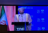 وزیر خارجیة عمان: نولی أهمیة کبیرة لعلاقاتنا المتمیزة مع الجمهوریة الإسلامیة الإیرانیة