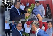 استقبال باشکوه از قهرمان هندبال ساحلی ایران در فرودگاه خارگ