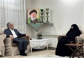دیدار وزیر علوم با خانواده شهید رئیسی