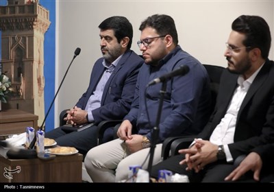 دیدار کاروان قرآنی نور با سرپرست حجاج ایرانی در مدینه منوره