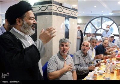 بازدید سرزده سرپرست حجاج ایرانی از هتل جراند حیات