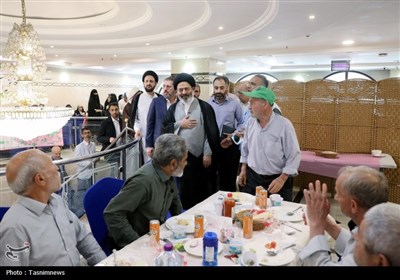 بازدید سرزده سرپرست حجاج ایرانی از هتل جراند حیات