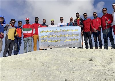 نجاتگران،پرسنل،جمعيت،قله،صعود،ساعت،نفر