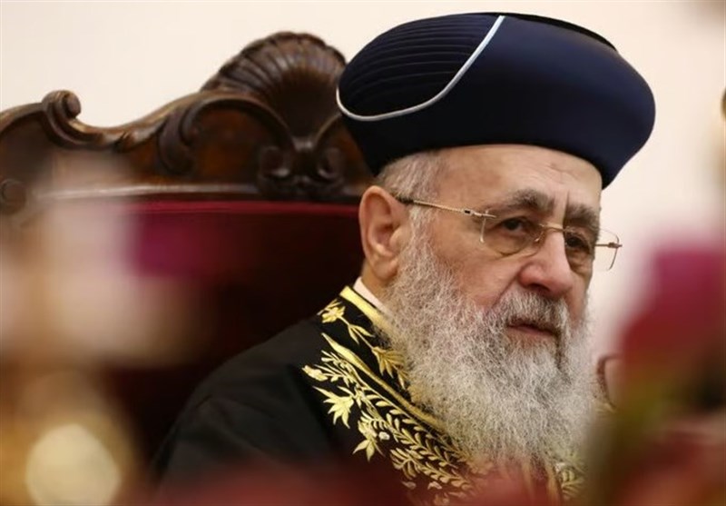 סערה בעקבות דברי הרב יצחק יוסף: &quot;קרע צו מעצר של צעיר חרדי וקרא לאחרים לעשות כך&quot;