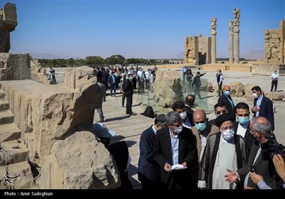 ورقی از خاطرات سفر شهید جمهور به استان فارس