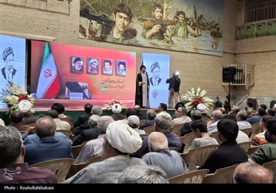 برگزاری سالگرد شهادت شهدای خدمت در کاشان