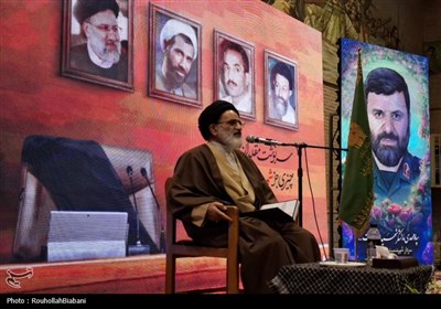 برگزاری سالگرد شهادت شهدای خدمت در کاشان