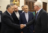 رفع موانع بانکی شرط توسعه تجارت با روسیه است